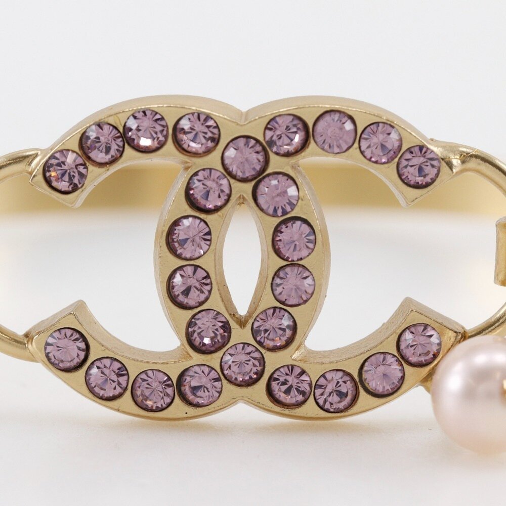 CHANEL Authentic Pink Pearl Logo Bracelet - Picture 5 of 6
